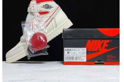 1 GYM JORDAN RETRO RED HIGH - PHANTOM 0707